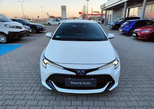 Toyota Corolla cena 87900 przebieg: 163910, rok produkcji 2020 z Chojnów małe 211